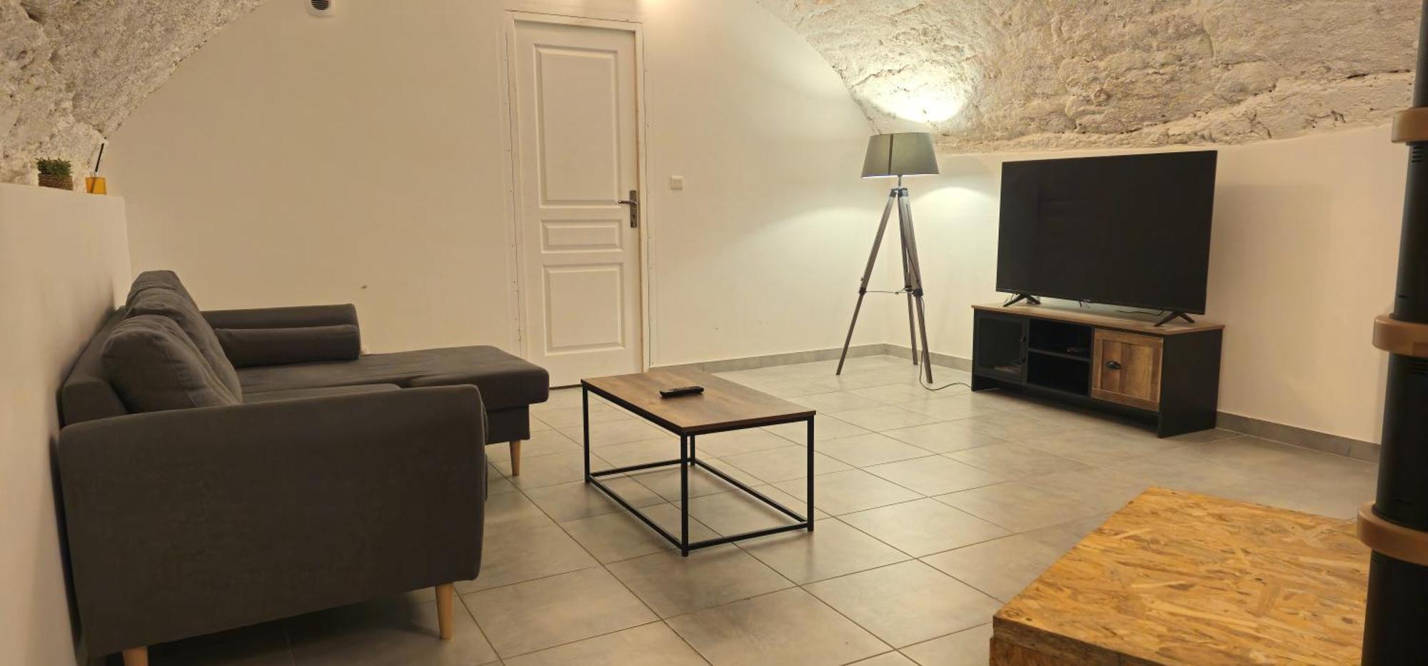 Mi-troglodyte 4 A 6 Personnes De 75 M Apartment